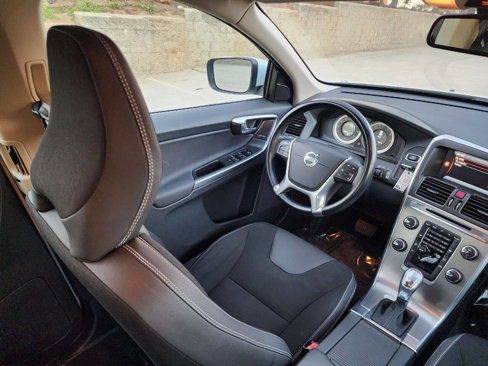 Used 2013 Volvo XC60 3.2 image 30