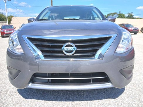 Used 2019 Nissan Versa S Plus image 2