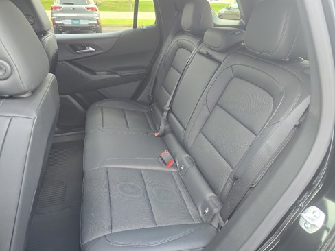 New 2026 Chevrolet Equinox LT w/ Convenience Package II image 24
