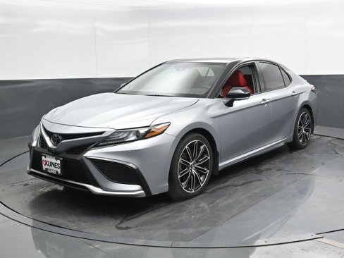 Used 2024 Toyota Camry XSE image 6