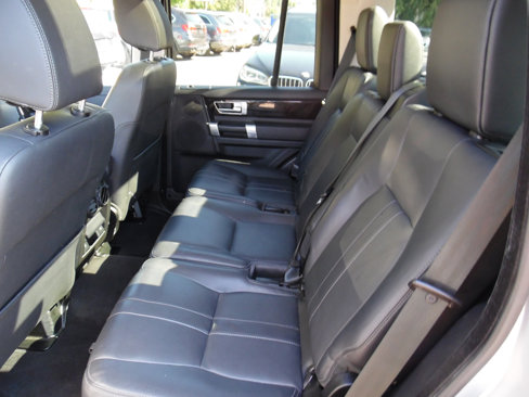 Used 2015 Land Rover LR4 HSE image 19