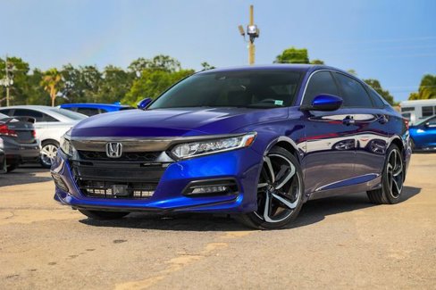 Used 2018 Honda Accord Sport image 1