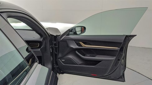 New 2025 Porsche Taycan 4S image 45