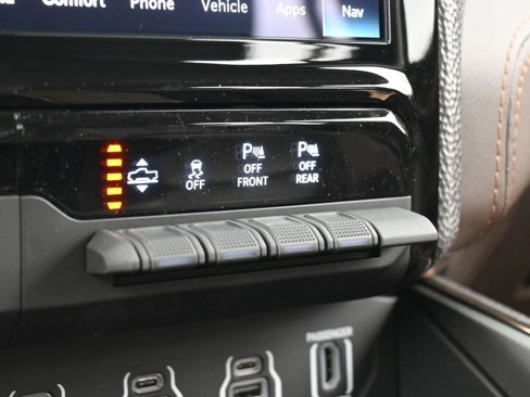 Used 2025 RAM 1500 Limited image 19