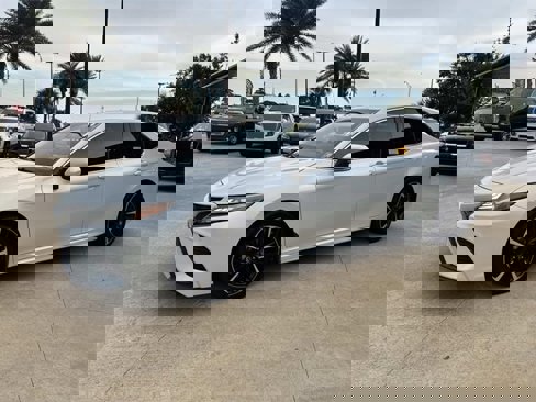 Used 2018 Toyota Camry XSE image 4