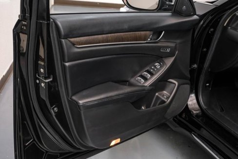 Used 2021 Honda Accord EX-L image 37