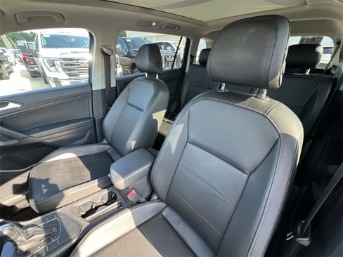Used 2019 Volkswagen Tiguan SE image 13