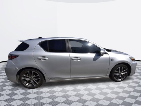 Used 2016 Lexus CT 200h image 7