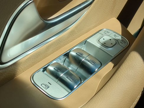 New 2026 Mercedes-Benz GLS 450 4MATIC image 11