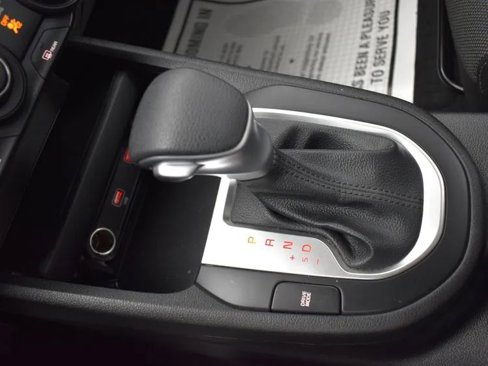 Used 2024 Kia Forte LXS image 32