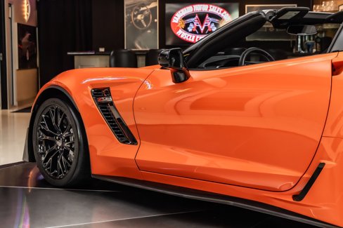 Used 2019 Chevrolet Corvette Z06 w/ Z07 Performance Package image 36