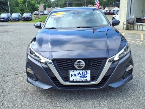 Used 2022 Nissan Altima 2.5 SV image 2