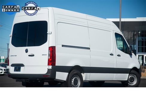 Used 2025 Mercedes-Benz Sprinter 2500 image 11