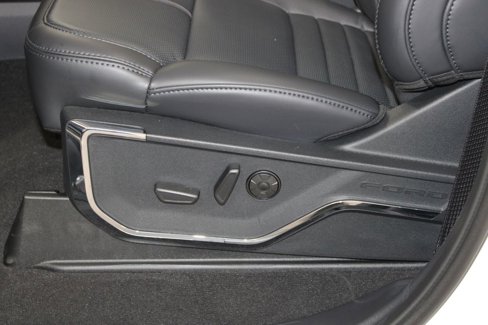 New 2026 Ford F250 Platinum image 26