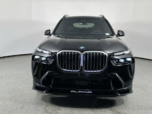 New 2026 BMW ALPINA XB7 image 2