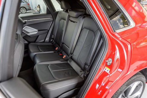 Used 2021 Audi Q3 2.0T Premium Plus w/ Premium Plus Package image 35