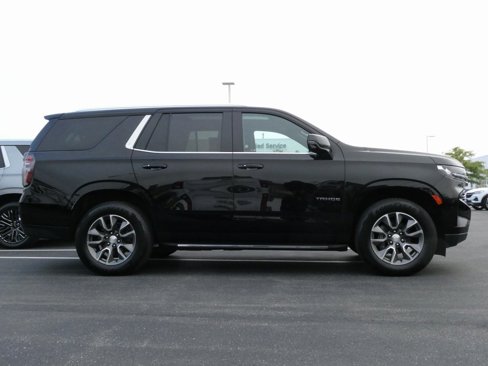 Used 2022 Chevrolet Tahoe LT w/ LT Signature Plus Package image 2