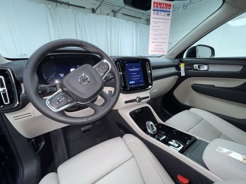 New 2026 Volvo XC40 B5 Plus w/ Protection Package Premier image 3