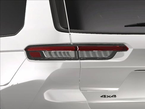 New 2025 Jeep Grand Cherokee L Limited w/ Black Appearance Package image 7