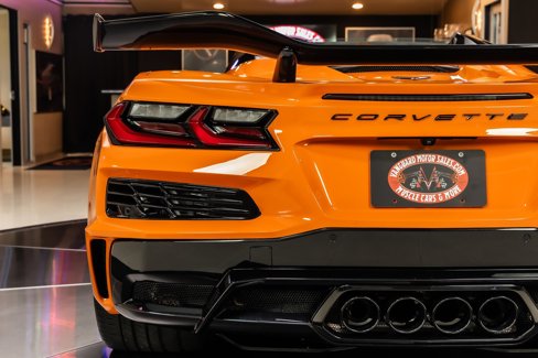 Used 2023 Chevrolet Corvette Z06 w/ Z07 Performance Package image 32