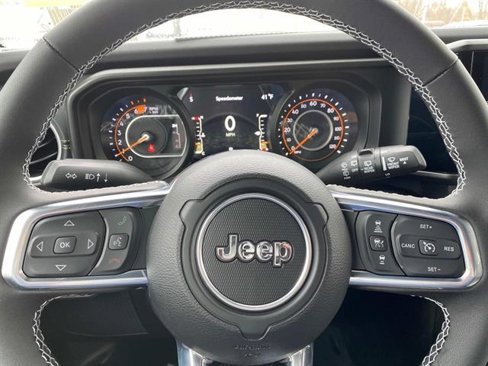 New 2025 Jeep Wrangler Unlimited Sahara w/ Safety Group image 14