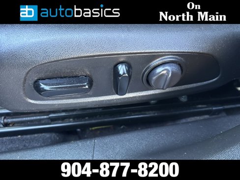 Used 2020 Chevrolet Malibu LT image 19