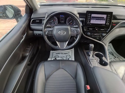 Used 2024 Toyota Camry SE image 15