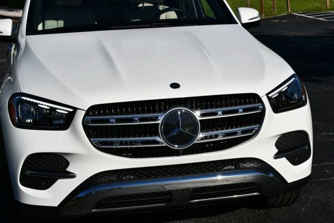 Used 2025 Mercedes-Benz GLE 450 4MATIC image 36