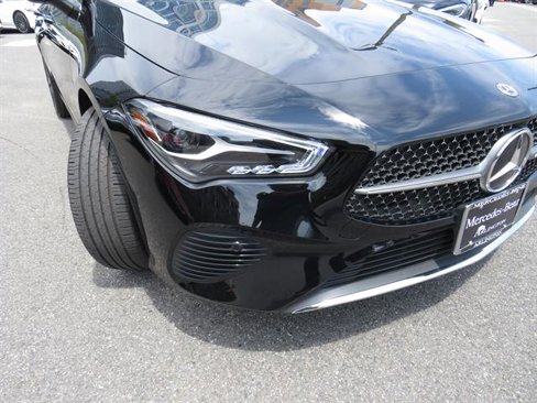 Used 2025 Mercedes-Benz CLA 250 4MATIC image 26