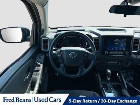 Used 2024 Nissan Frontier SV image 21