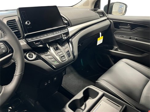 New 2026 Honda Odyssey Touring image 18