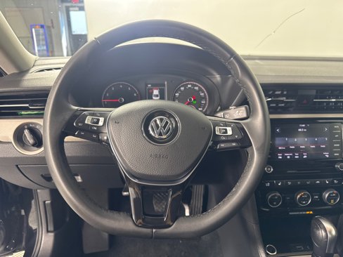 Used 2022 Volkswagen Passat 2.0T SE image 18