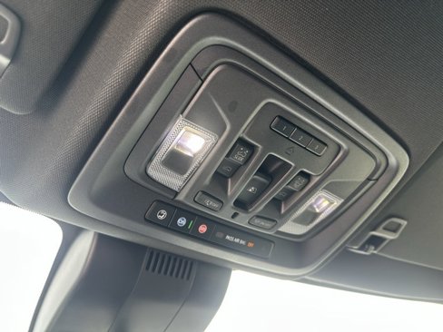Used 2025 Chevrolet Silverado 1500 ZR2 w/ Technology Package image 40
