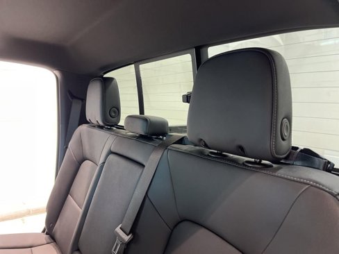 New 2024 Chevrolet Colorado LT w/ LT Convenience Package III image 34