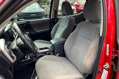 Used 2019 Toyota Tacoma SR5 image 23