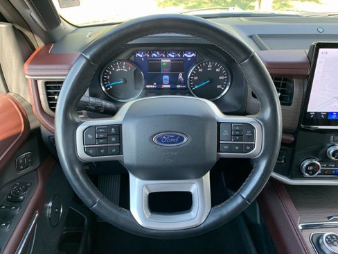 Used 2024 Ford Expedition Limited image 10