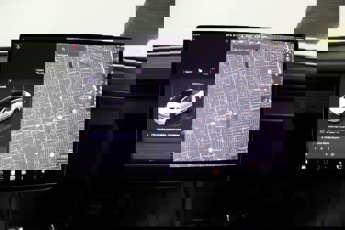 Used 2025 Tesla Model 3 Long Range image 6