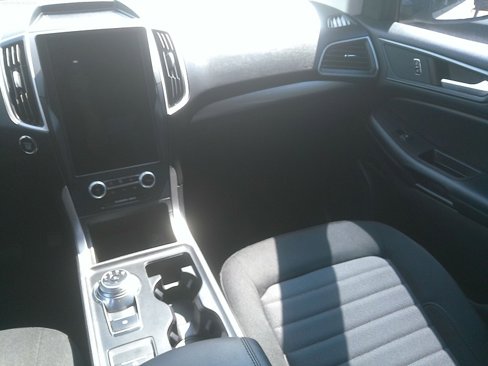 Used 2023 Ford Edge SE image 12