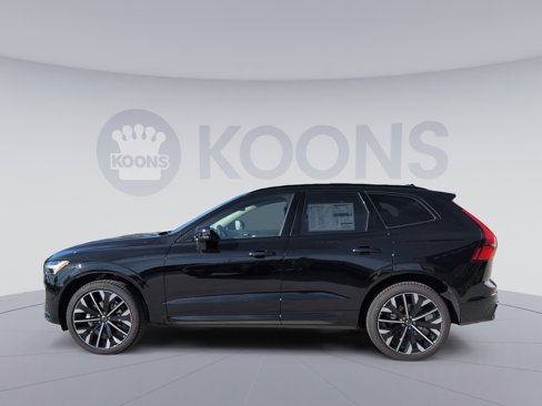 New 2026 Volvo XC60 B5 Ultra w/ Protection Package Premier image 2
