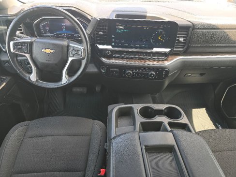 Used 2024 Chevrolet Silverado 2500 LT image 17