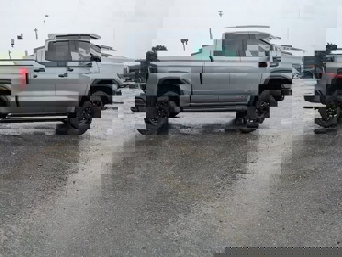 Used 2023 GMC Sierra 1500 AT4X w/ AT4X AEV Edition image 3
