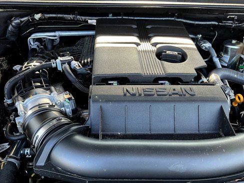 Certified 2025 Nissan Frontier SV image 34