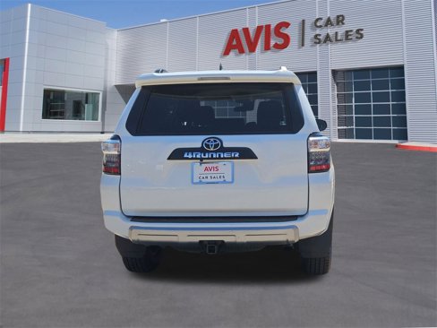 Used 2024 Toyota 4Runner TRD Off-Road image 7