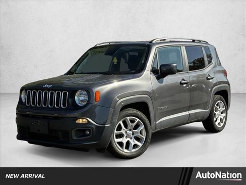 Used 2018 Jeep Renegade Latitude image 1