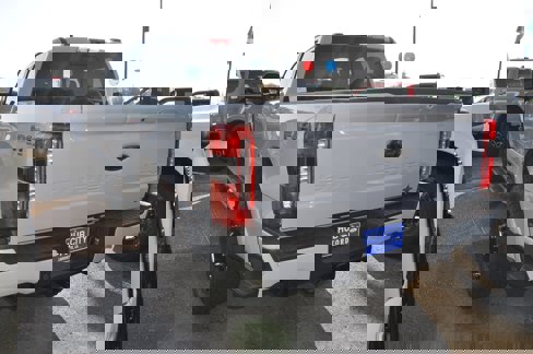 New 2026 Ford F250 XLT image 3