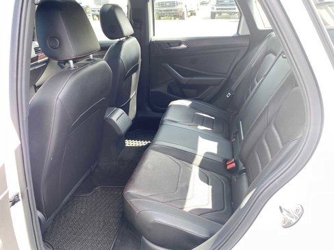 Used 2022 Volkswagen Jetta GLI Autobahn image 11