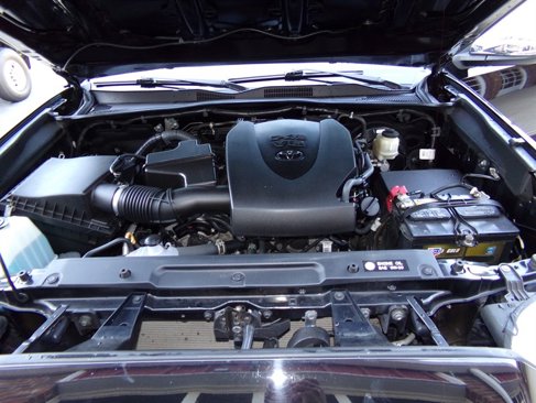Used 2016 Toyota Tacoma Limited image 80