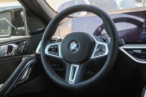 New 2026 BMW X6 M60i image 14