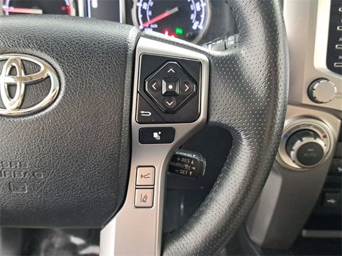 Used 2020 Toyota 4Runner Limited image 25