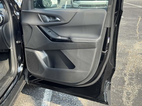 New 2026 Chevrolet Equinox LT w/ Safety and Technology Package image 12